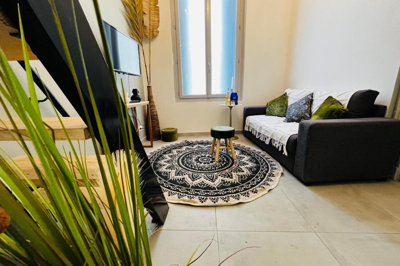 Appartement Le Délice - cocon chic et lumineux à Nîmes Extérieur photo